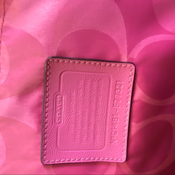 COACH Getaway Signature Nylon Packable Weekender - Picture 3 of 3